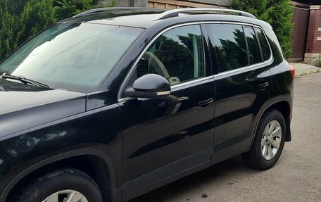 Volkswagen Tiguan I, 2010 год, 680 000 рублей, 4 фотография
