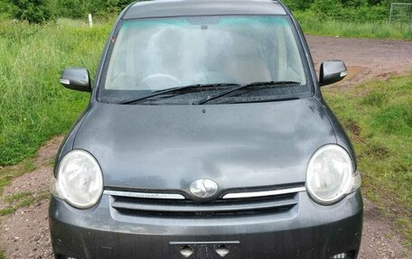 Toyota Sienta I, 2013 год, 900 000 рублей, 5 фотография