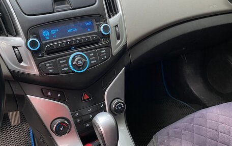 Chevrolet Cruze II, 2013 год, 760 000 рублей, 9 фотография