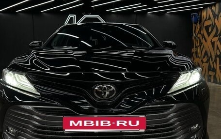 Toyota Camry, 2020 год, 3 500 000 рублей, 4 фотография