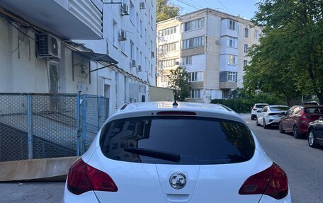 Opel Astra J, 2010 год, 815 000 рублей, 2 фотография