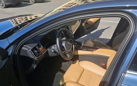 Volvo S90 II рестайлинг, 2020 год, 3 400 000 рублей, 7 фотография