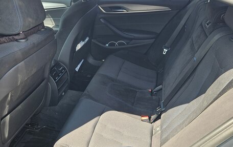 BMW 5 серия, 2018 год, 4 500 000 рублей, 6 фотография