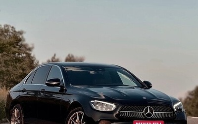 Mercedes-Benz E-Класс, 2022 год, 5 950 000 рублей, 1 фотография