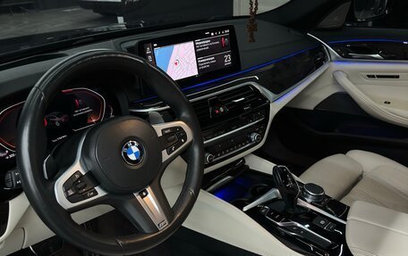 BMW 5 серия, 2017 год, 3 200 000 рублей, 11 фотография
