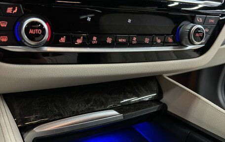 BMW 5 серия, 2017 год, 3 200 000 рублей, 14 фотография