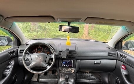 Toyota Avensis III рестайлинг, 2007 год, 800 000 рублей, 6 фотография