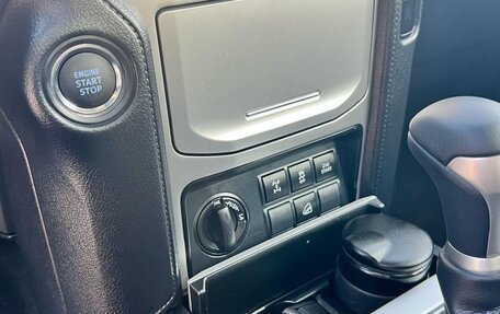 Toyota Land Cruiser Prado 150 рестайлинг 2, 2022 год, 6 800 000 рублей, 15 фотография