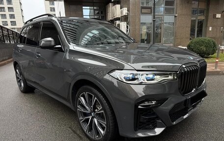 BMW X7, 2022 год, 8 290 000 рублей, 3 фотография
