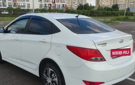 Hyundai Solaris II рестайлинг, 2014 год, 890 000 рублей, 14 фотография