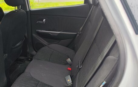 KIA Rio III рестайлинг, 2013 год, 1 100 000 рублей, 18 фотография
