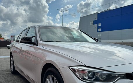 BMW 3 серия, 2013 год, 1 750 000 рублей, 3 фотография