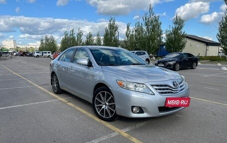 Toyota Camry, 2010 год, 1 290 000 рублей, 2 фотография