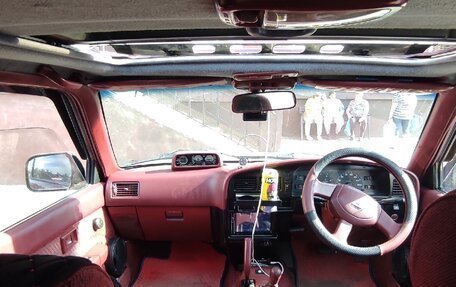 Toyota Hilux Surf III рестайлинг, 1991 год, 620 000 рублей, 8 фотография