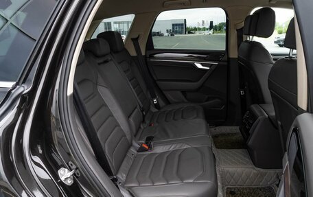 Volkswagen Touareg III, 2018 год, 4 995 000 рублей, 7 фотография