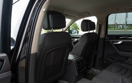 Volkswagen Touareg III, 2018 год, 4 995 000 рублей, 11 фотография