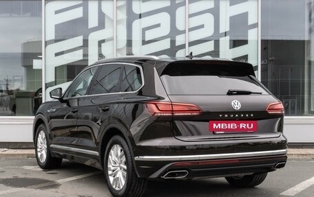Volkswagen Touareg III, 2018 год, 4 995 000 рублей, 2 фотография