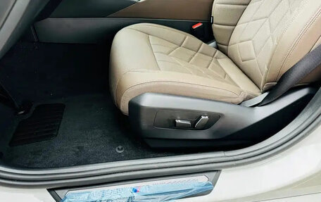 BMW 5 серия, 2025 год, 5 105 333 рублей, 16 фотография