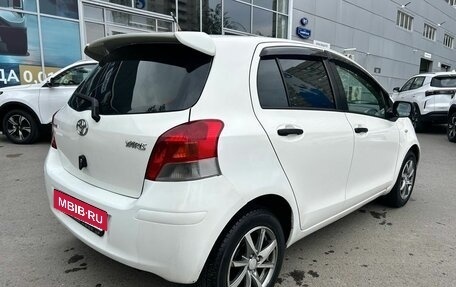 Toyota Yaris III рестайлинг, 2009 год, 599 000 рублей, 5 фотография