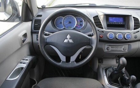 Mitsubishi L200 IV рестайлинг, 2008 год, 920 000 рублей, 11 фотография