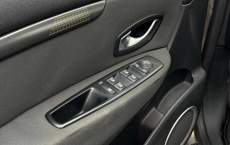 Renault Scenic III, 2010 год, 615 000 рублей, 15 фотография
