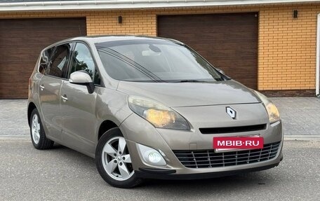 Renault Scenic III, 2010 год, 615 000 рублей, 3 фотография