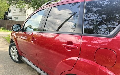 Mitsubishi Outlander III рестайлинг 3, 2011 год, 1 400 000 рублей, 3 фотография