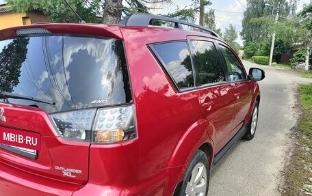 Mitsubishi Outlander III рестайлинг 3, 2011 год, 1 400 000 рублей, 11 фотография