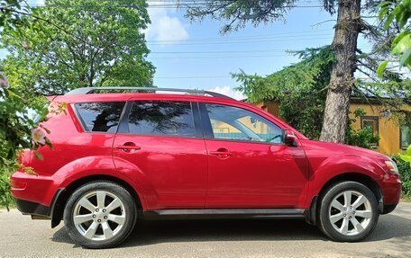 Mitsubishi Outlander III рестайлинг 3, 2011 год, 1 400 000 рублей, 15 фотография