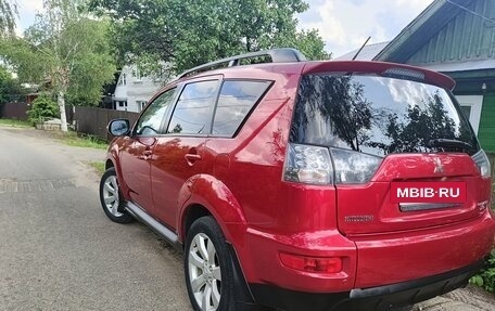 Mitsubishi Outlander III рестайлинг 3, 2011 год, 1 400 000 рублей, 26 фотография