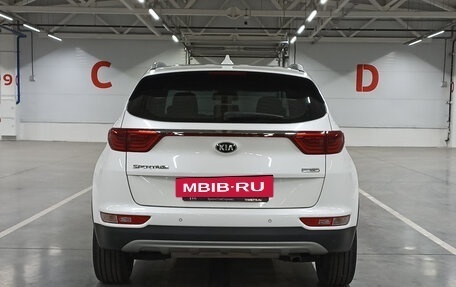KIA Sportage IV рестайлинг, 2018 год, 1 780 000 рублей, 7 фотография