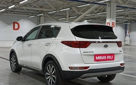 KIA Sportage IV рестайлинг, 2018 год, 1 780 000 рублей, 8 фотография
