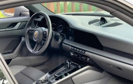 Porsche 911, 2023 год, 16 950 332 рублей, 13 фотография