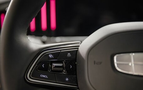Geely Atlas, 2024 год, 19 фотография