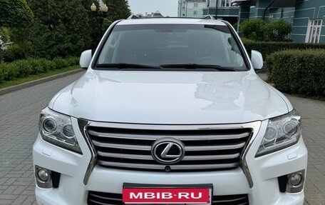 Lexus LX III, 2013 год, 4 000 000 рублей, 1 фотография