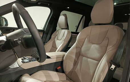 Volvo XC90 II рестайлинг, 2024 год, 11 590 000 рублей, 12 фотография