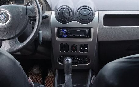 Renault Sandero I, 2013 год, 580 000 рублей, 2 фотография