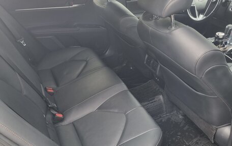 Toyota Camry, 2019 год, 2 500 000 рублей, 4 фотография