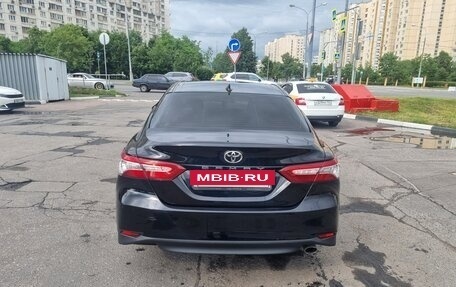 Toyota Camry, 2019 год, 2 500 000 рублей, 5 фотография