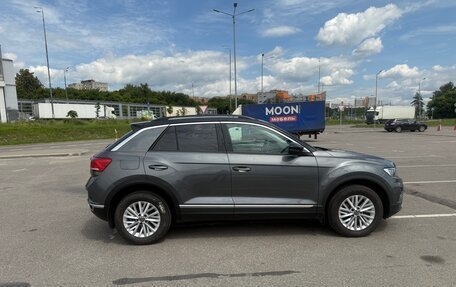 Volkswagen T-Roc I, 2020 год, 2 450 000 рублей, 6 фотография
