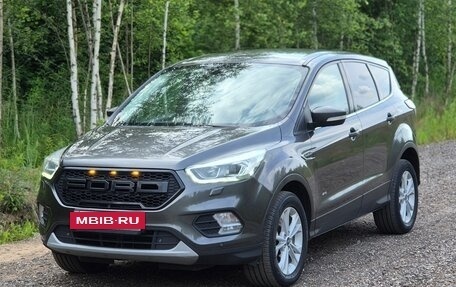 Ford Kuga III, 2018 год, 1 950 000 рублей, 3 фотография
