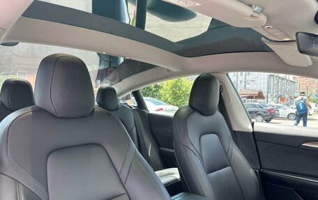 Tesla Model 3 I, 2021 год, 3 825 000 рублей, 12 фотография
