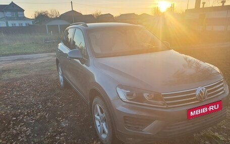 Volkswagen Touareg III, 2015 год, 2 200 000 рублей, 1 фотография