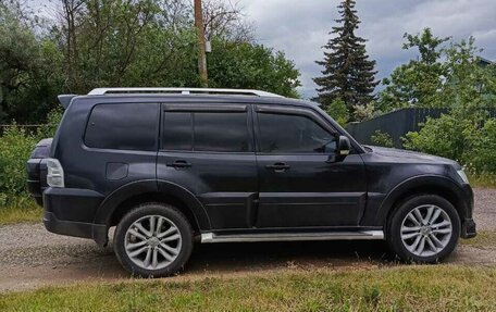Mitsubishi Pajero IV, 2007 год, 1 575 000 рублей, 5 фотография