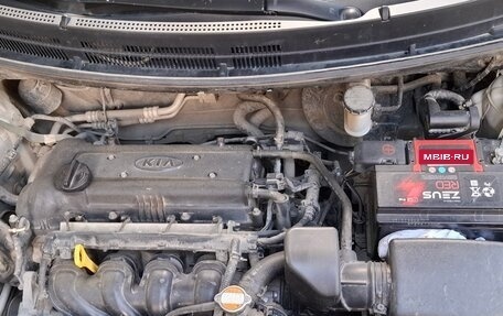KIA Rio III рестайлинг, 2012 год, 800 000 рублей, 24 фотография