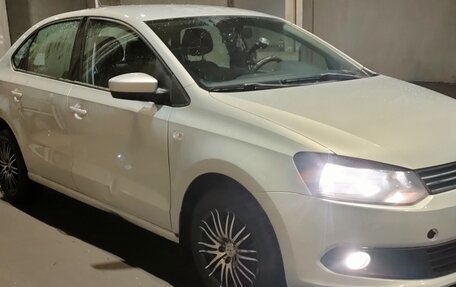Volkswagen Polo VI (EU Market), 2011 год, 550 000 рублей, 6 фотография