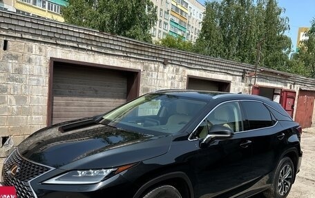 Lexus RX IV рестайлинг, 2021 год, 4 650 000 рублей, 2 фотография
