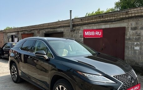 Lexus RX IV рестайлинг, 2021 год, 4 650 000 рублей, 3 фотография