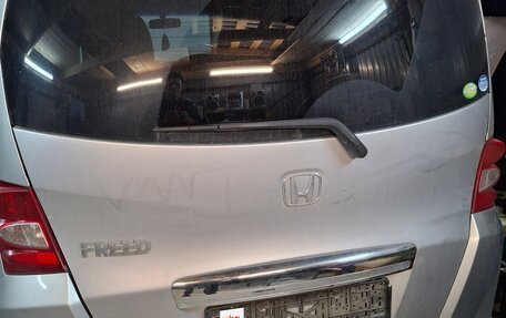 Honda Freed I, 2009 год, 920 000 рублей, 3 фотография