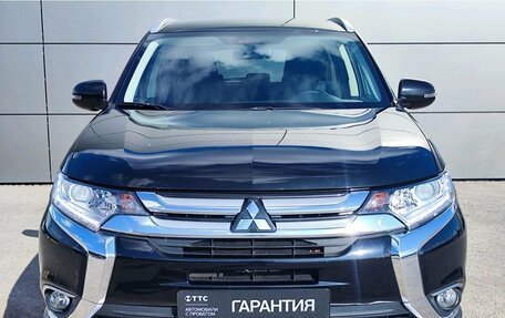 Mitsubishi Outlander III рестайлинг 3, 2018 год, 1 849 000 рублей, 2 фотография